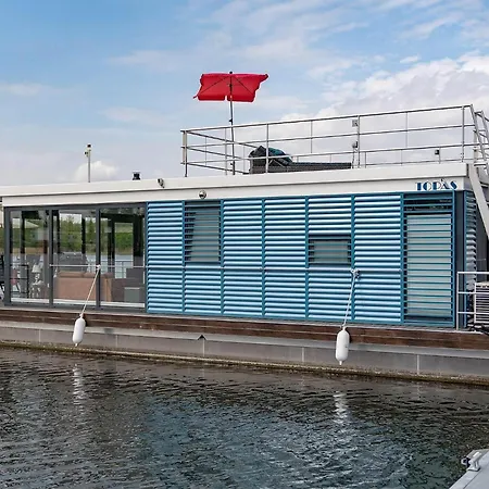 Floatinghouse Topas Σπίτι διακοπών