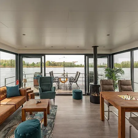 Σπίτι διακοπών Floatinghouse Topas Zehdenick